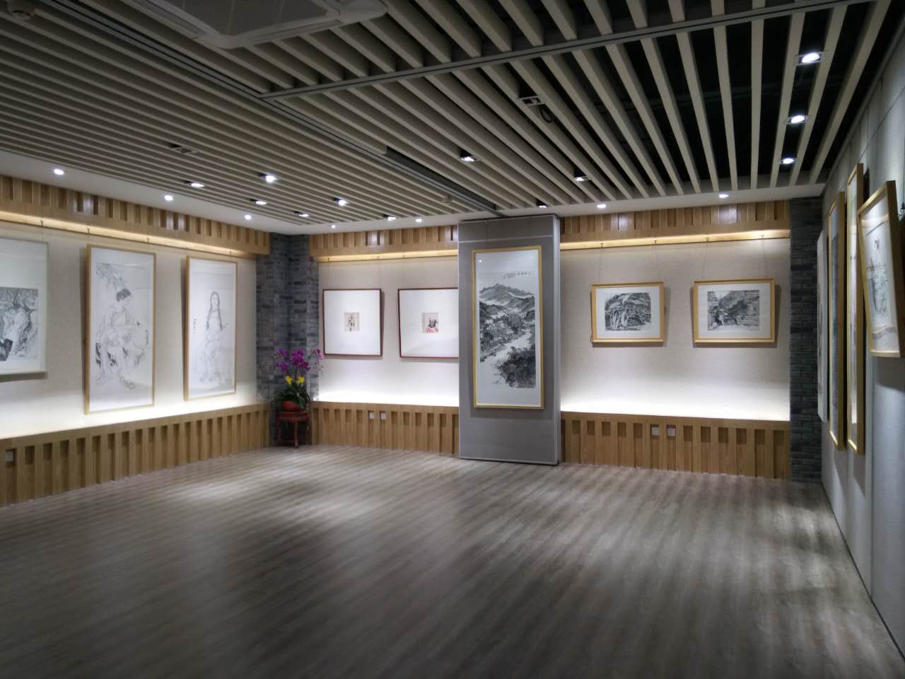 掇英馆首展——中国画学院教师书画精品展展览时间为12月5日至15日,共