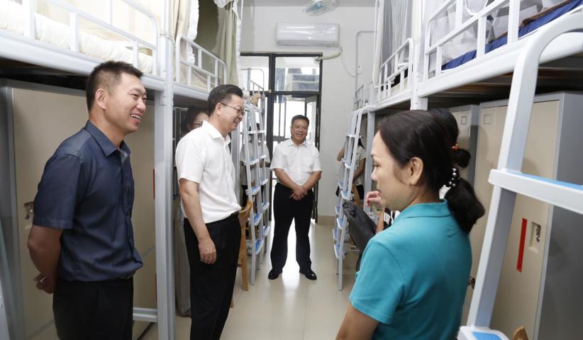 【迎新季】丹青迎新韵 逐梦启新程——中国画学院/漓江画派学院圆满完成2026级新生迎新工作